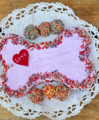 Bolo em forma de osso