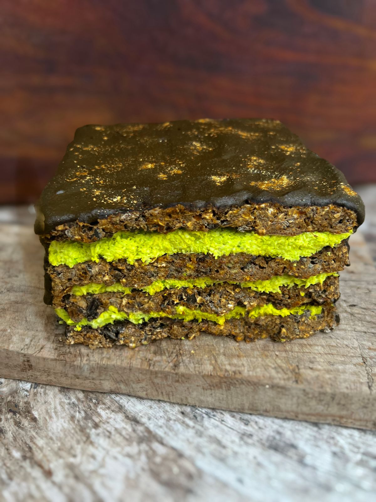 Du-bite Dogcolate Cake